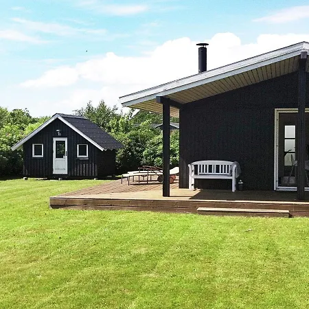 Two-bedroom Holiday In Svendborg 4 * Thurø By